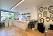 Instapklare woning met commerciële ruimte, tuin & garage te centrum Tielt!
