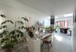 Instapklare woning met commerciële ruimte, tuin & garage te centrum Tielt!