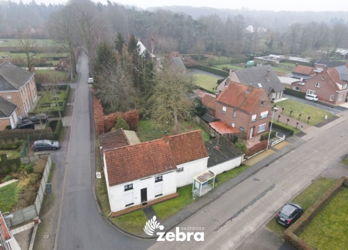 Te renoveren woning op een unieke ligging te Hertsberge!