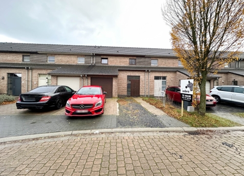 Recente gezinswoning met 3 slaapkamers en garage te Oostkamp!