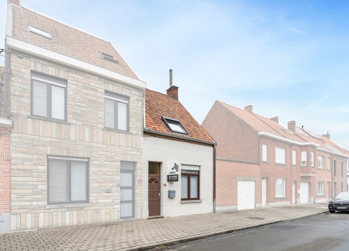 Instapklare woning met 2 slaapkamers, terras & tuin te Emelgem (Izegem)!