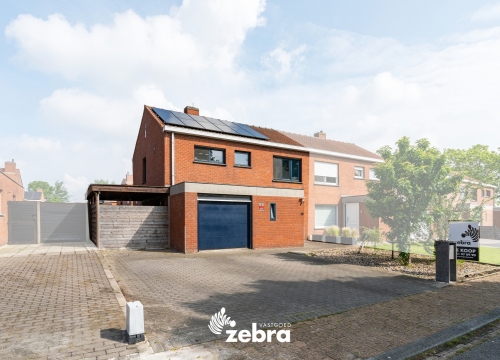 Instapklare halfopen bebouwing met 5 kamers te Roeselare!