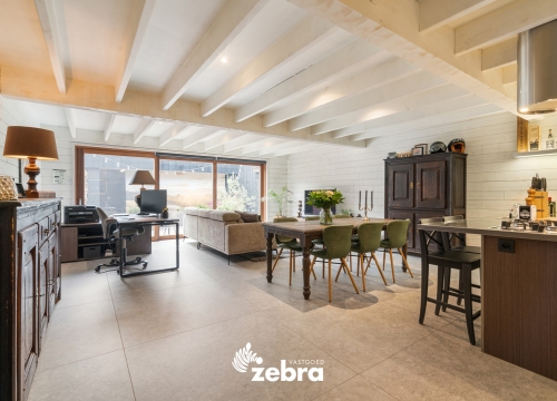 Gelijkvloers Mi Casa appartement met dubbele garage te centrum Roeselare!
