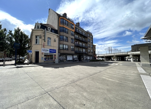 Instapklaar appartement met 2 slaapkamers & prachtig vergezicht te Roeselare!