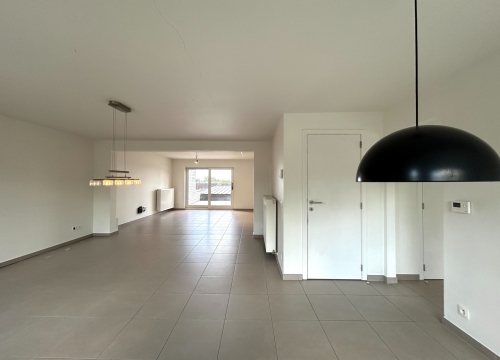 Instapklaar duplex-appartement met 3 slaapkamers in centrum Tielt!