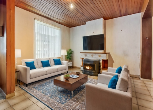 Te renoveren rijwoning met 3 slaapkamers en uitweg te Roeselare (Rumbeke)!