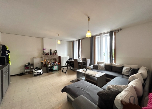 Instapklaar appartement met 1 slaapkamer te Ardooie!