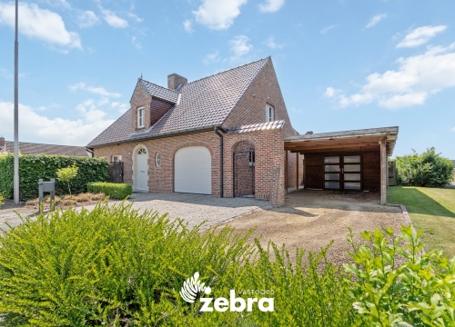 Open bebouwing met drie slaapkamers en 2 badkamers te Ingelmunster!
