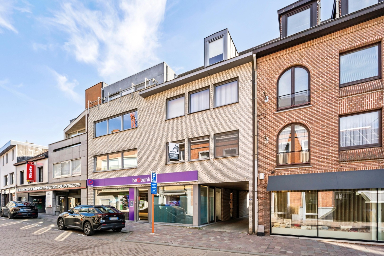 Instapklaar appartement met 2 slaapkamers en ruim terras in hartje Tielt!