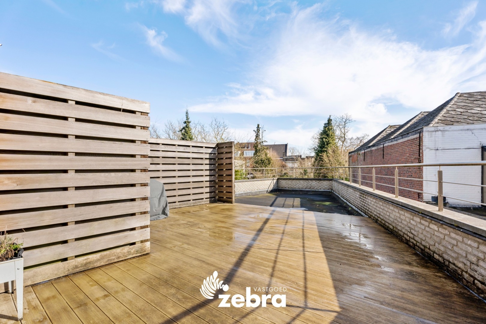 Instapklaar appartement met 2 slaapkamers en ruim terras in hartje Tielt!