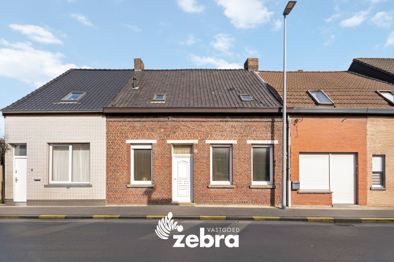 Te renoveren woning met 4 slaapkamers Pittem!