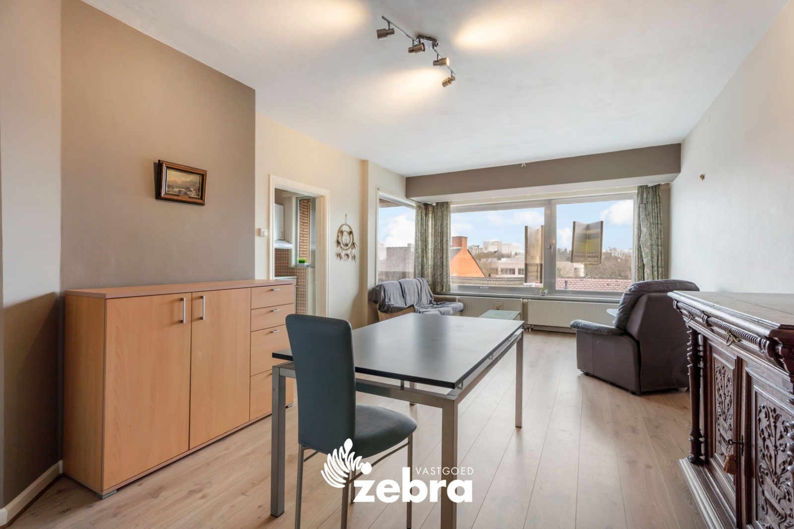 Instapklaar appartement met 2 slaapkamers op wandelafstand van de markt van Roeselare!
